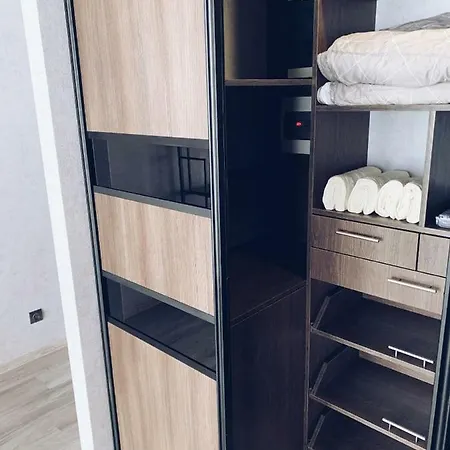 דירה Room1402 *
