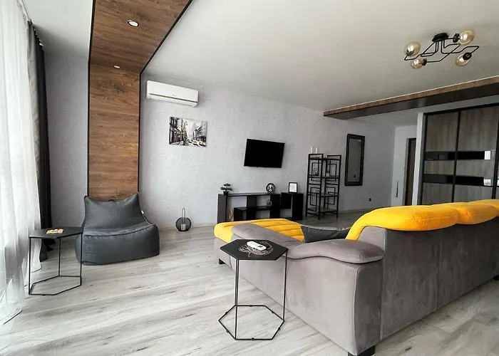 Room1402 Apartment *